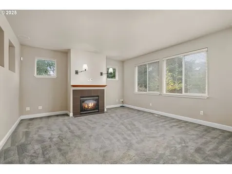 2073 SE 48th Avenue Hillsboro OR 97123