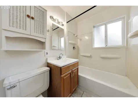3907 SE 62nd Avenue Portland OR 97206