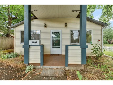 3907 SE 62nd Avenue Portland OR 97206