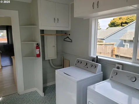 1063 Elrod Avenue Coos Bay OR 97420