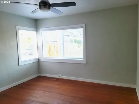 1063 Elrod Avenue Coos Bay OR 97420