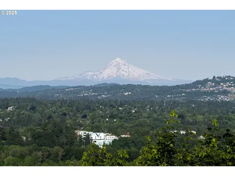 6442 SW Parkhill Drive Portland OR 97239