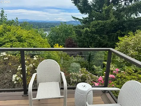 6442 SW Parkhill Drive Portland OR 97239