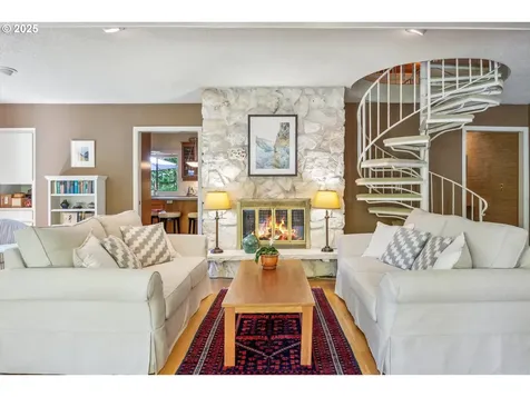 15 Cellini Court Lake Oswego OR 97035
