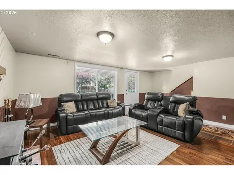 1387 Windsong Court NW Salem OR 97304