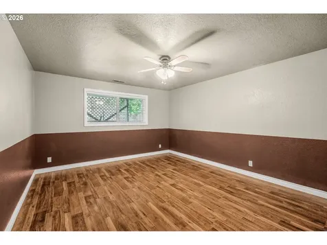 1387 Windsong Court NW Salem OR 97304