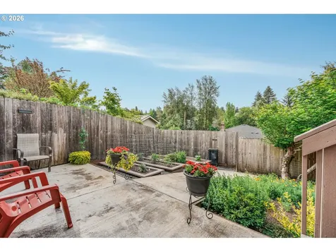 1387 Windsong Court NW Salem OR 97304