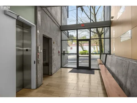 1234 SW 18th Avenue Portland OR 97205