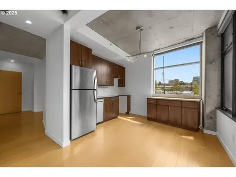 1234 SW 18th Avenue Portland OR 97205