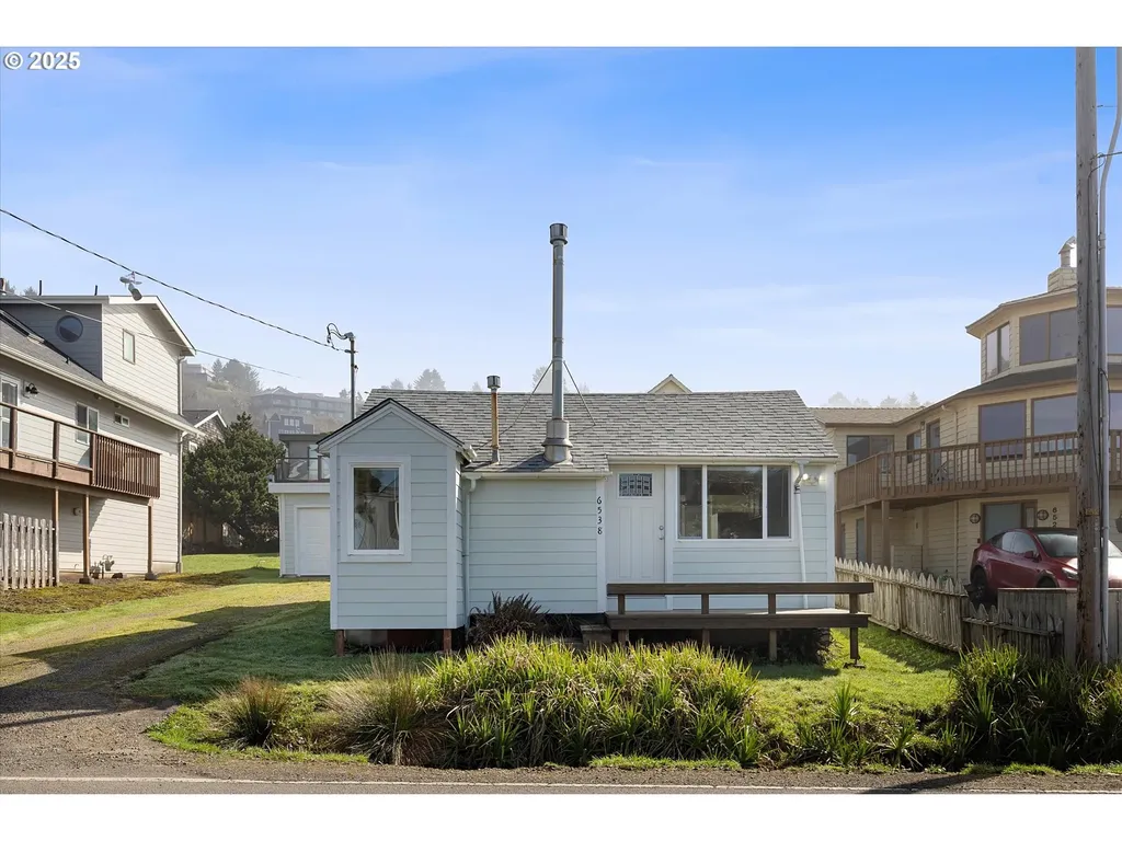 6538 NE Logan Road Lincoln City OR 97367