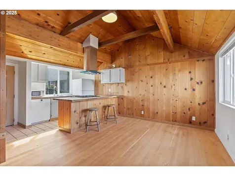 6538 NE Logan Road Lincoln City OR 97367