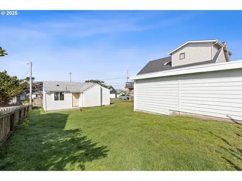 6538 NE Logan Road Lincoln City OR 97367