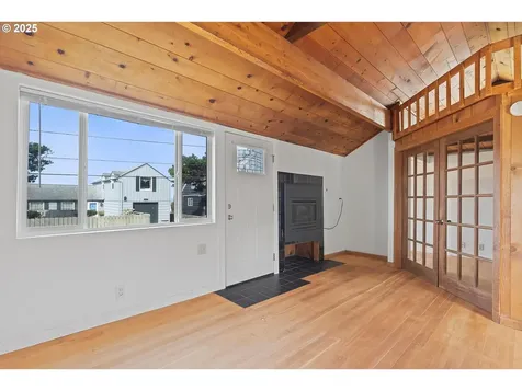 6538 NE Logan Road Lincoln City OR 97367