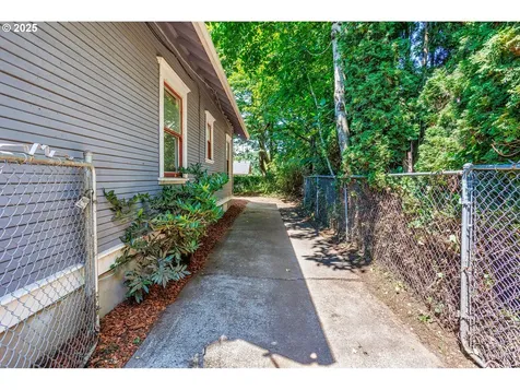5415 NE 17th Avenue Portland OR 97211