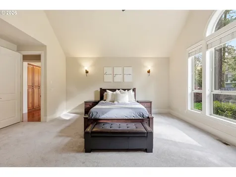 15498 SE River Forest Drive Milwaukie OR 97267