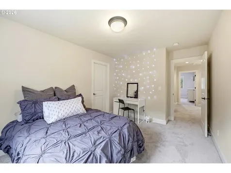 15498 SE River Forest Drive Milwaukie OR 97267