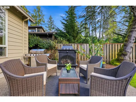 15498 SE River Forest Drive Milwaukie OR 97267