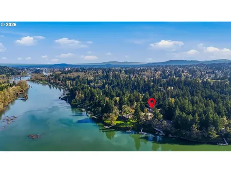 15498 SE River Forest Drive Milwaukie OR 97267