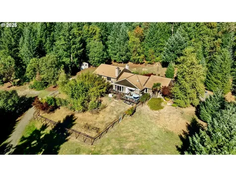 258 Hunter Hill Lane Roseburg OR 97471