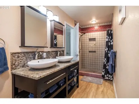 258 Hunter Hill Lane Roseburg OR 97471