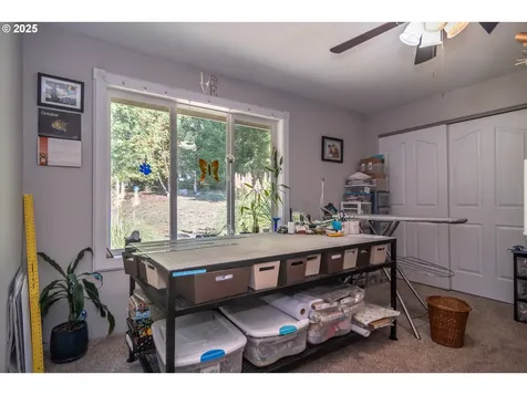 258 Hunter Hill Lane Roseburg OR 97471