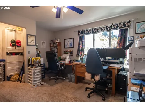 258 Hunter Hill Lane Roseburg OR 97471