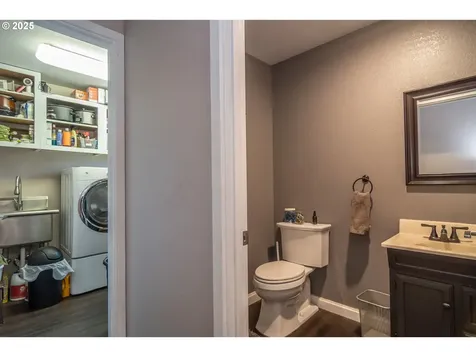 258 Hunter Hill Lane Roseburg OR 97471