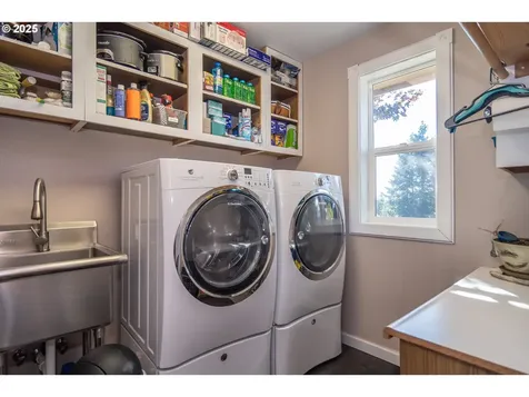 258 Hunter Hill Lane Roseburg OR 97471