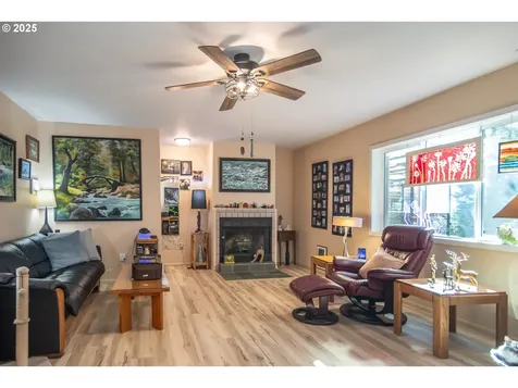 258 Hunter Hill Lane Roseburg OR 97471