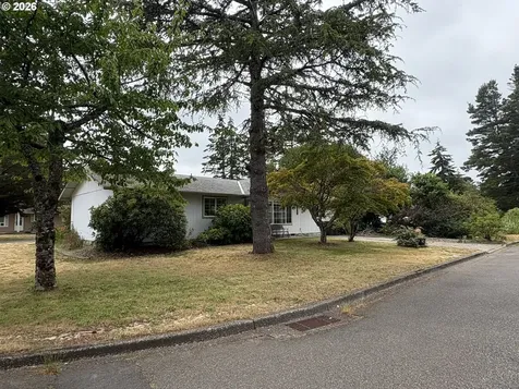 2320 20th Street Florence OR 97439