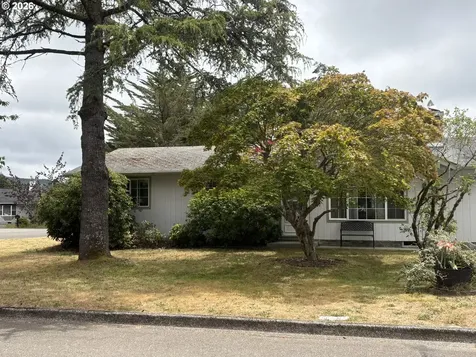2320 20th Street Florence OR 97439