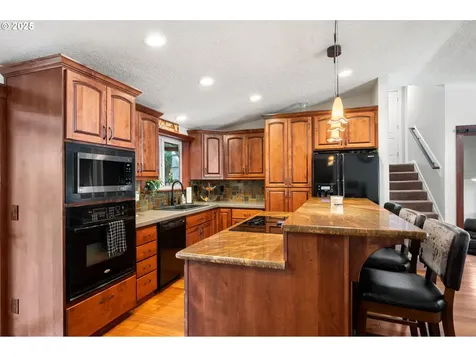 13216 Autumn Lane Oregon City OR 97045