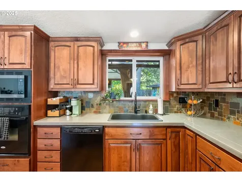 13216 Autumn Lane Oregon City OR 97045