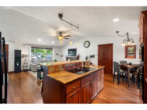 13216 Autumn Lane Oregon City OR 97045