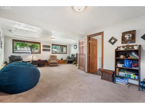 13216 Autumn Lane Oregon City OR 97045