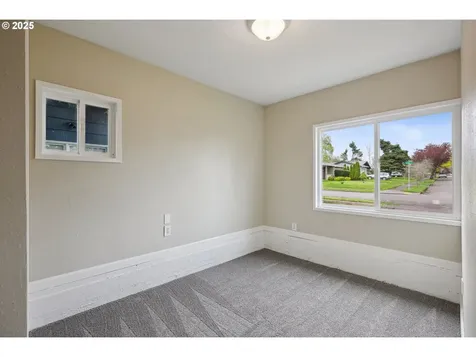 2950 NE 121st Avenue Portland OR 97220