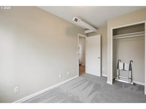 2950 NE 121st Avenue Portland OR 97220
