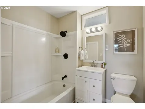 2950 NE 121st Avenue Portland OR 97220