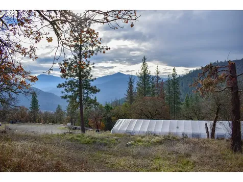 1379 Humbug Creek Road Applegate OR 97530