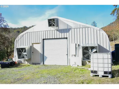 1379 Humbug Creek Road Applegate OR 97530