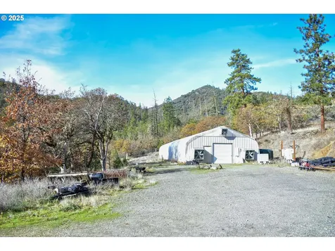1379 Humbug Creek Road Applegate OR 97530