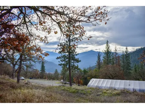 1379 Humbug Creek Road Applegate OR 97530