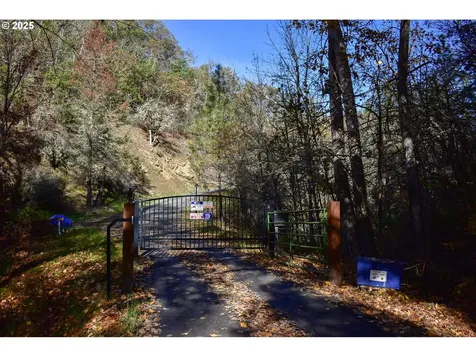 1379 Humbug Creek Road Applegate OR 97530