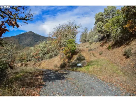 1379 Humbug Creek Road Applegate OR 97530