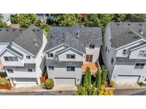 241 SW 105th Terrace Portland OR 97225