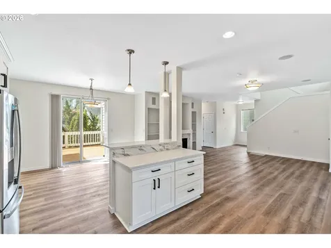 241 SW 105th Terrace Portland OR 97225