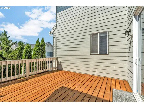 241 SW 105th Terrace Portland OR 97225