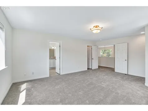 241 SW 105th Terrace Portland OR 97225