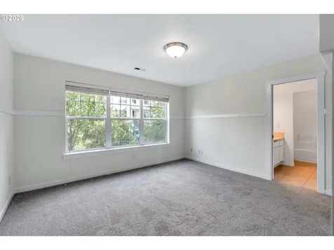 241 SW 105th Terrace Portland OR 97225