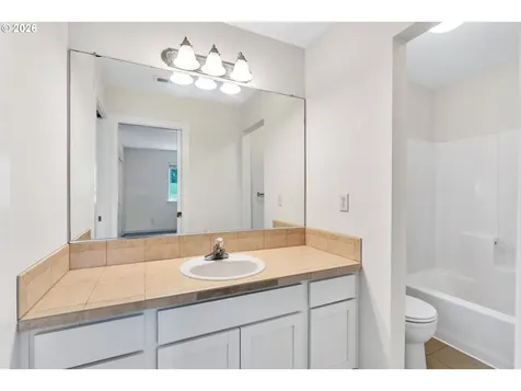 241 SW 105th Terrace Portland OR 97225